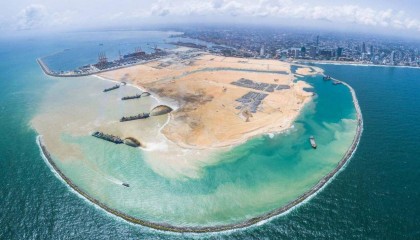 12小时后,马科斯等来北京的回复,中方回应的3个字,让他死心了