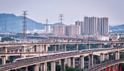 10月11日起，长沙增开9列动车，石长线动车串起长株潭