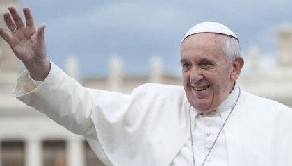 十字架背后的金钥匙：教皇遗产背后的金融帝国