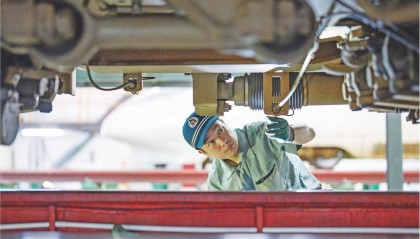 动车所里的极速挑战