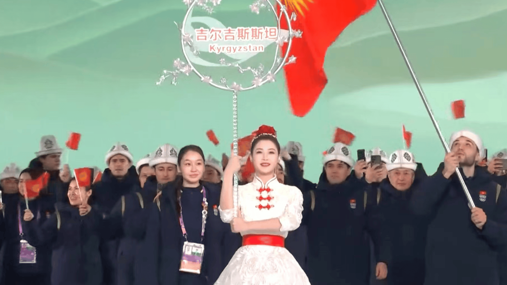 哈尔滨广厦学院学子服务亚冬会展青年风采
