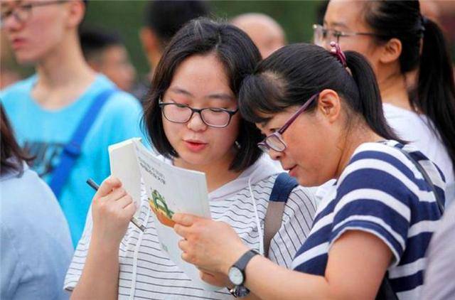 高考600分如何规划券商百万年薪路？这14所大学金融专业是你