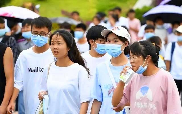 高考440分也能进银行？这些金融专业让你轻松端上“金饭碗”