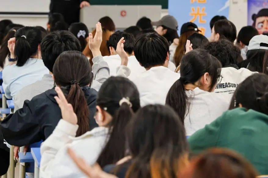 进高校 助创业 讲反诈丨杭州体彩“阳光邀约”走进浙江金融职业学院