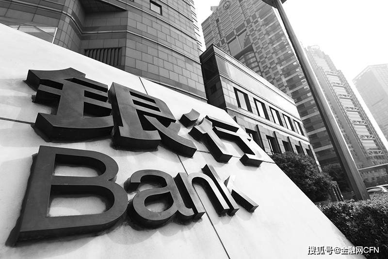 金融科技，成为 2025 中国银行业发展的主基调