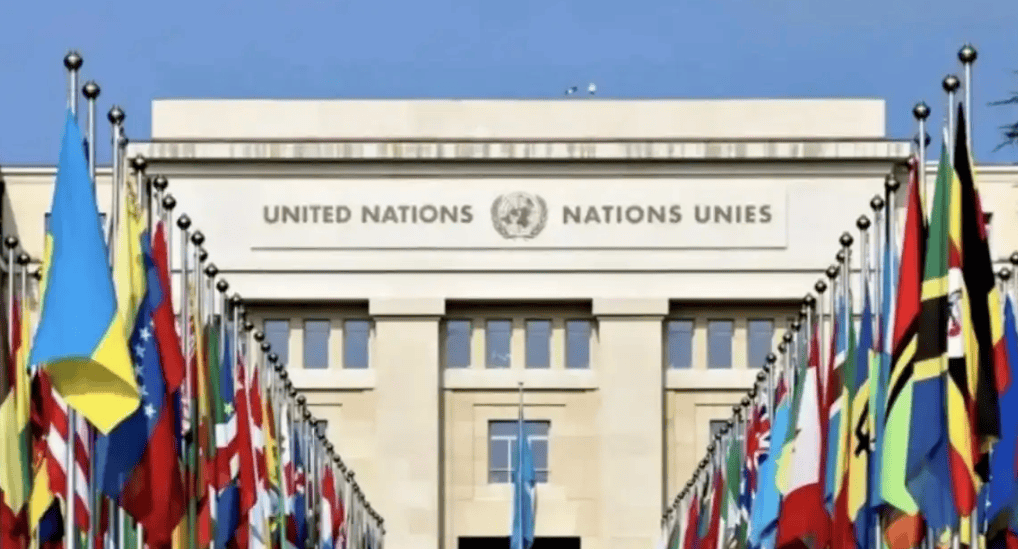 美国媒体破防了，因为美国金融巨头达利欧接受媒体采访时，竟然直言道：有生之年，美国的芯片业、制造业，将比不过中国