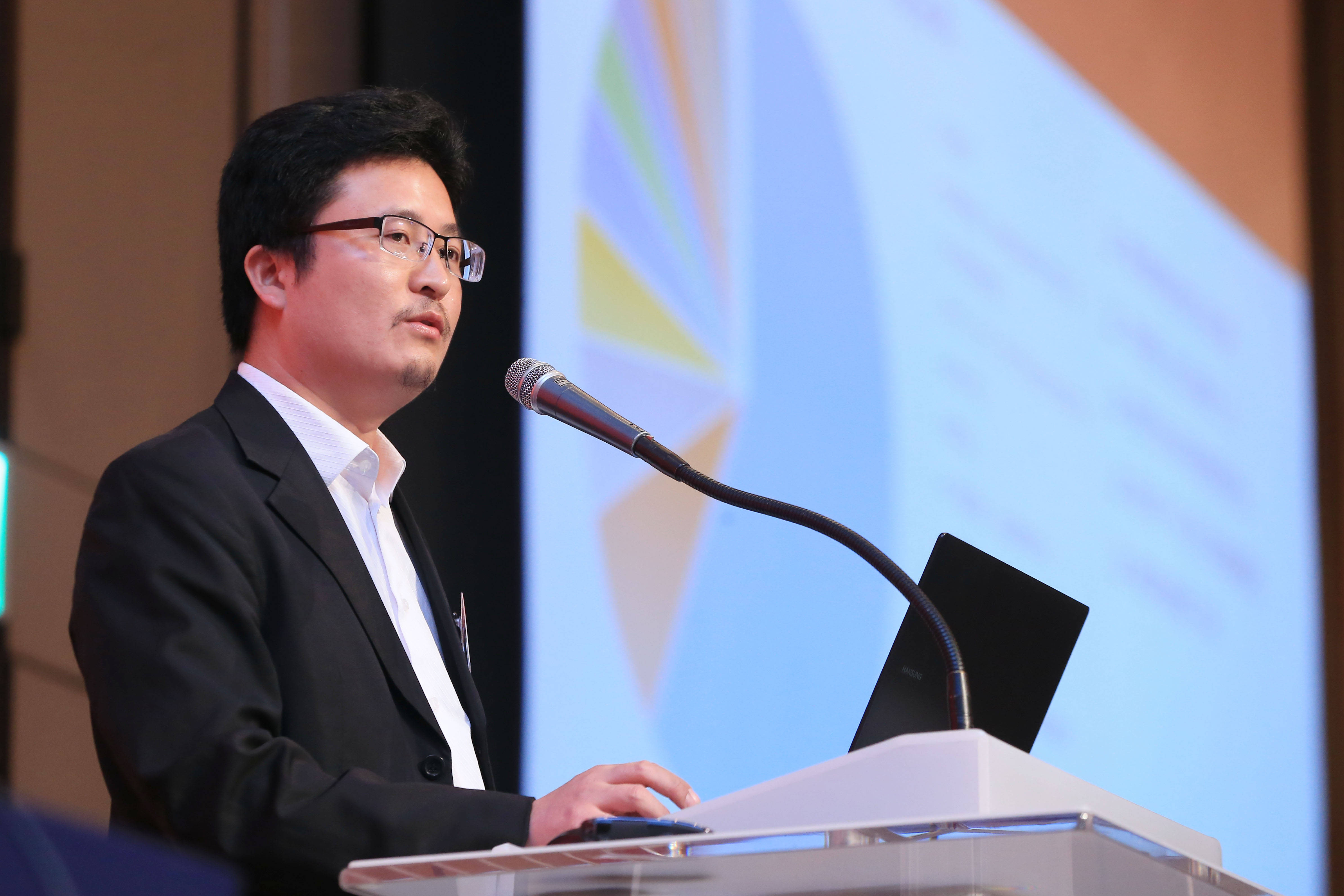 经济学家宋清辉：上海金融开放18条 应对美国金融工具“武器化”