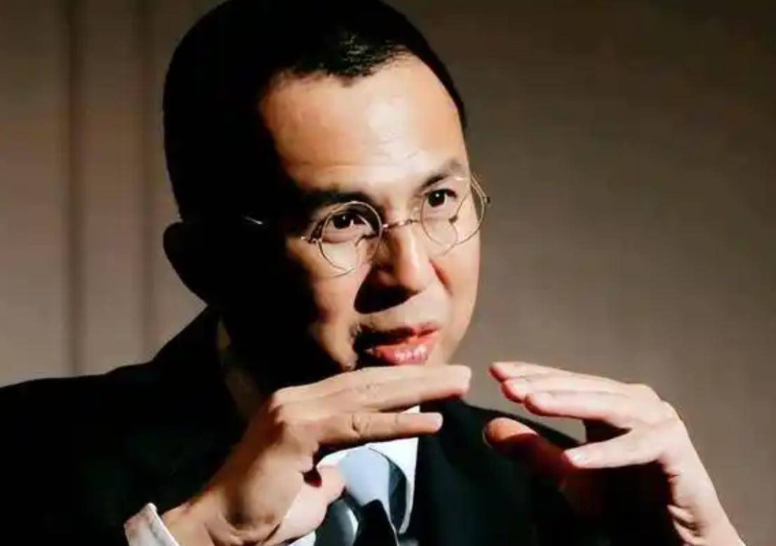 “美女CEO”林晓芸，23岁继承10亿资产，如今掌管8700亿金融帝国