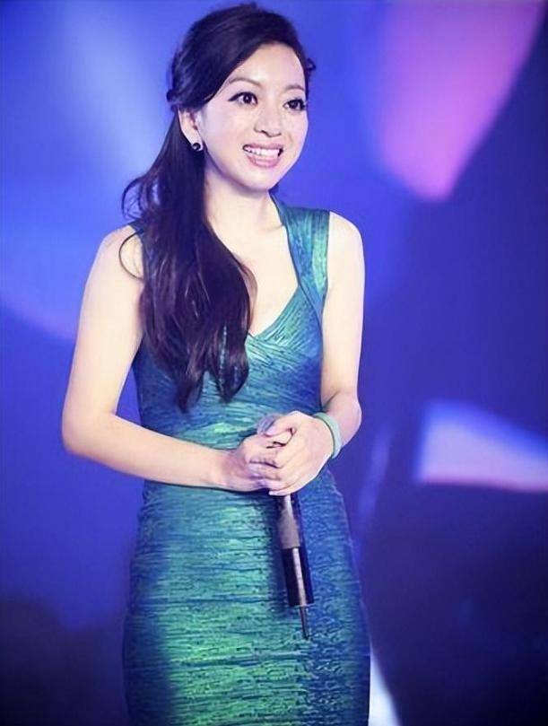 “美女CEO”林晓芸，23岁继承10亿资产，如今掌管8700亿金融帝国