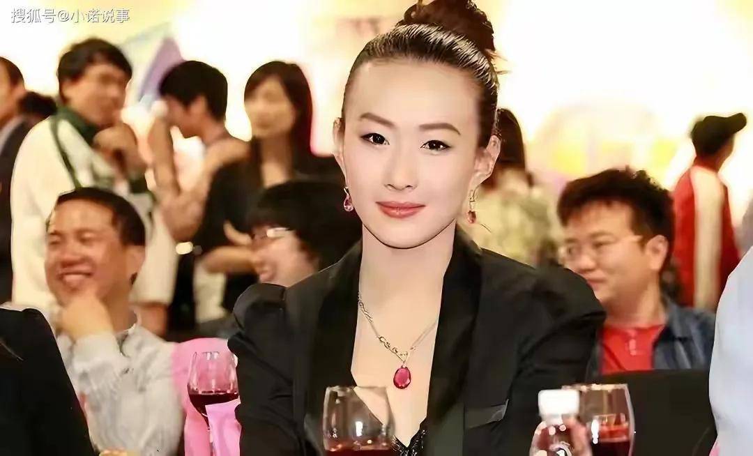 “美女CEO”林晓芸，23岁继承10亿资产，如今掌管8700亿金融帝国