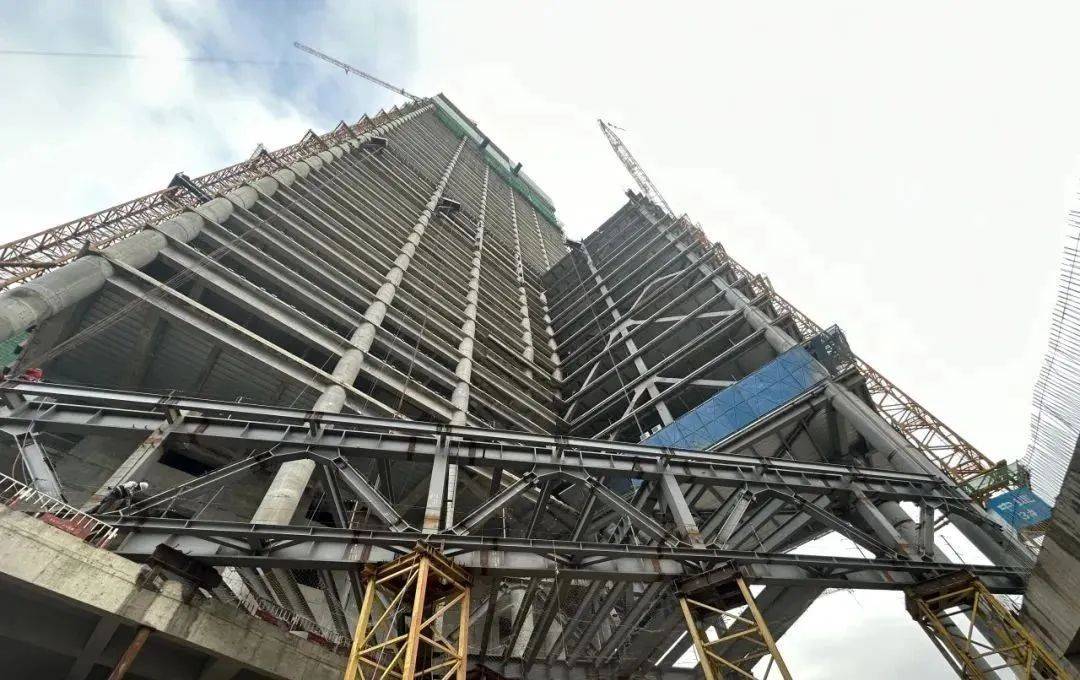 228米新地标！中建八局平安信用卡全球总部大厦项目竣工