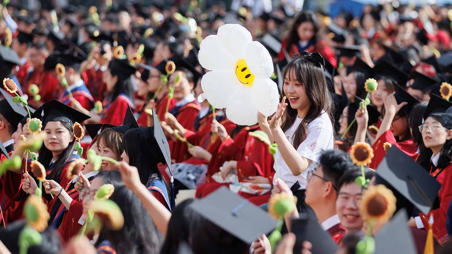 中国人民大学与加拿大女王大学金融硕士——击碎金融职场的隐形壁垒