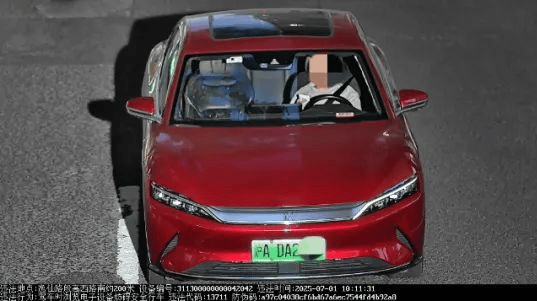 还不听劝?上海警方:沪ADA2***等多车司机,罚!