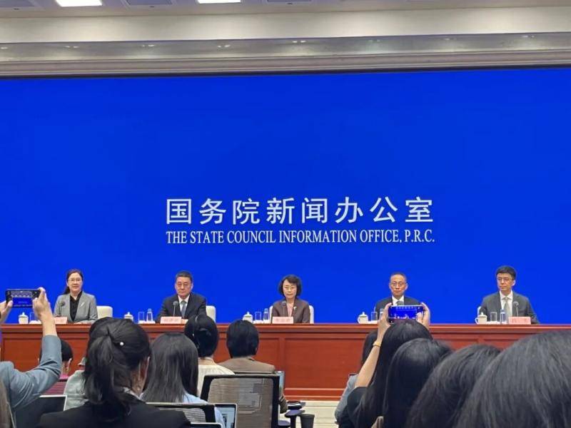 广电总局:正在制订《微短剧管理办法》,修订《电视剧管理办法》