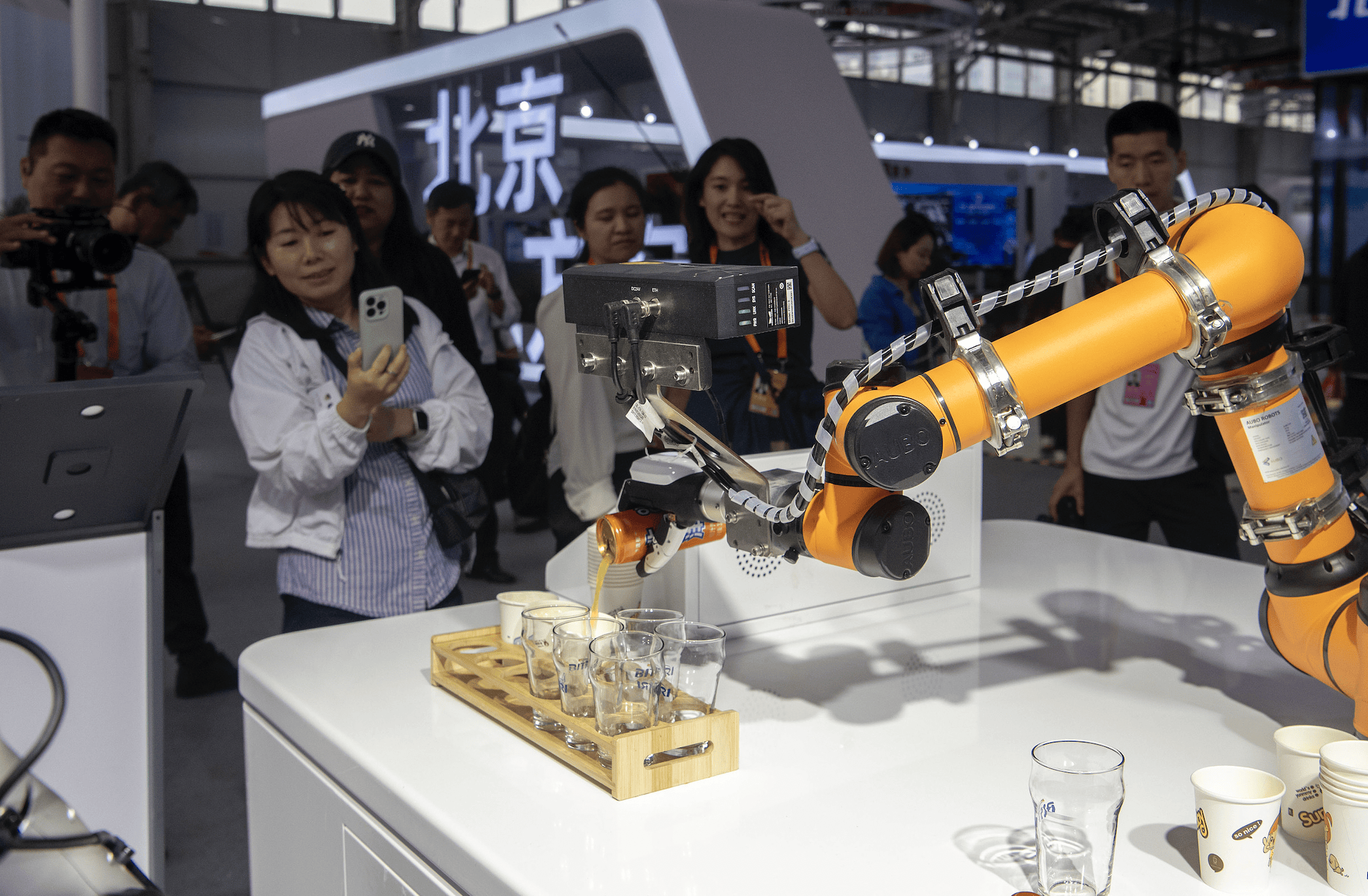 加大人工智能领域金融和财政支持力度，发改委最新发声