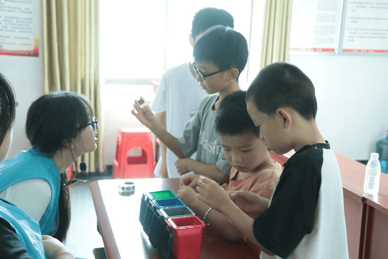 湖南财政经济学院学子社会实践“双向奔赴”见实效