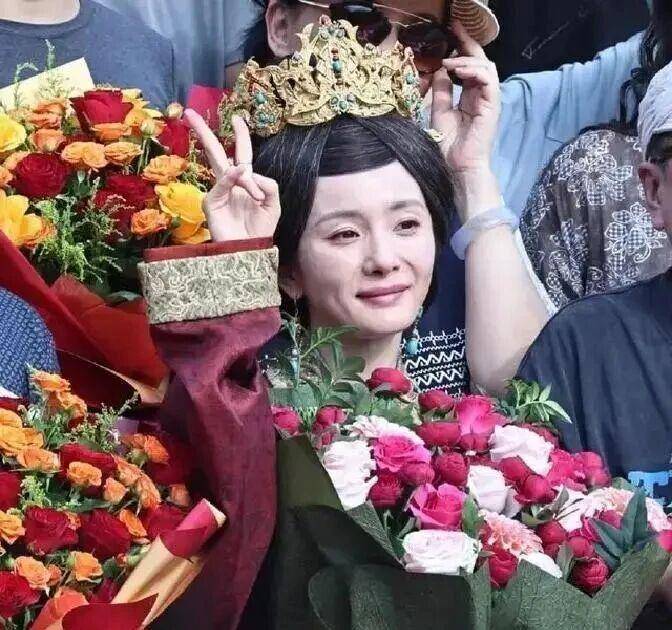 杨幂演15岁亡国公主!拳王夫妻炒虚拟币破产!